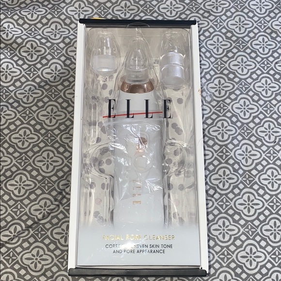 elle pore cleanser